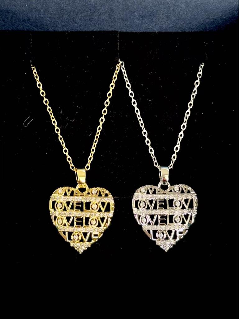 Retro INS Style Multicolor Zircon French Peach Heart Necklace with Diamonds and Titanium Stainless Steel