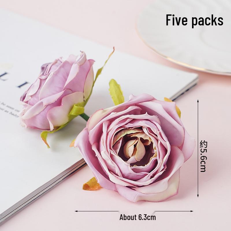 Valentine's Day Celebrity Bouquet: Fresh Flowers, Cake Decoration, Tissue & Transparent Wrapping Paper.