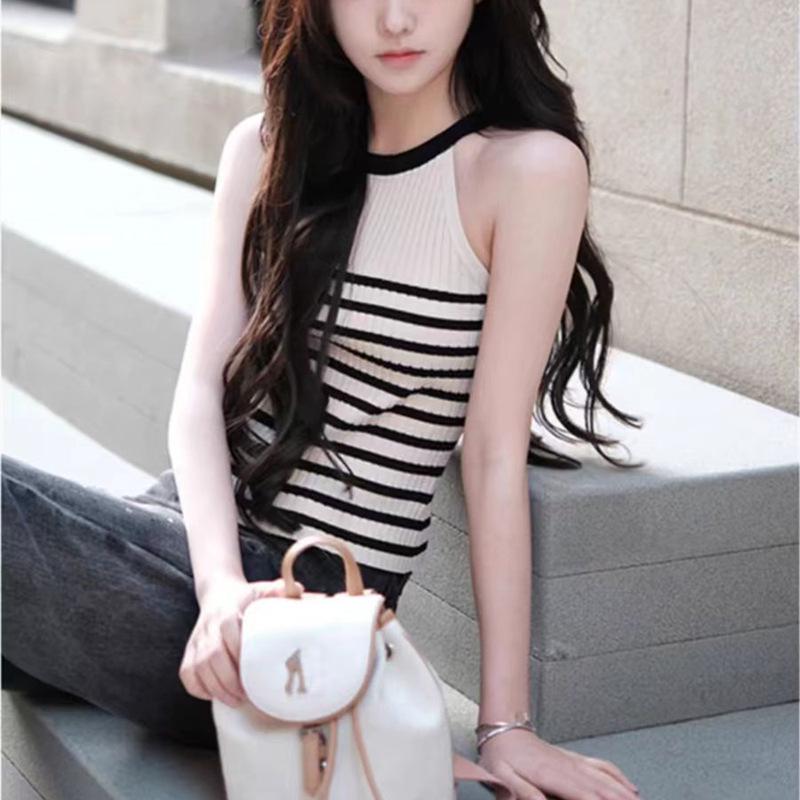 

Women s Halterneck Striped Ice Silk Knit Camisole - Sleeveless Top, Covers Armpit Fat, Ideal Summer Outerwear White Stripe