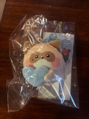 [USED] Zeroni Hanini Magnetic Key Ring Fluffy Popup