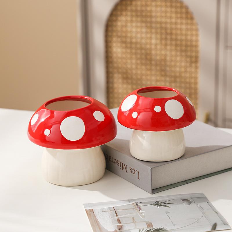 1pc Ceramic Mushroom Pen Holder, Creative Desktop Organizer for Students and Office Use, Perfect for Storing Stationery, Makeup