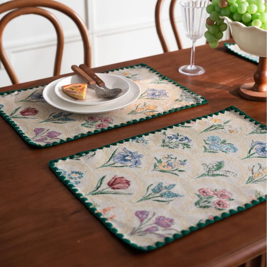 Dining Table Cotton  Linen Table Runner with Tassels