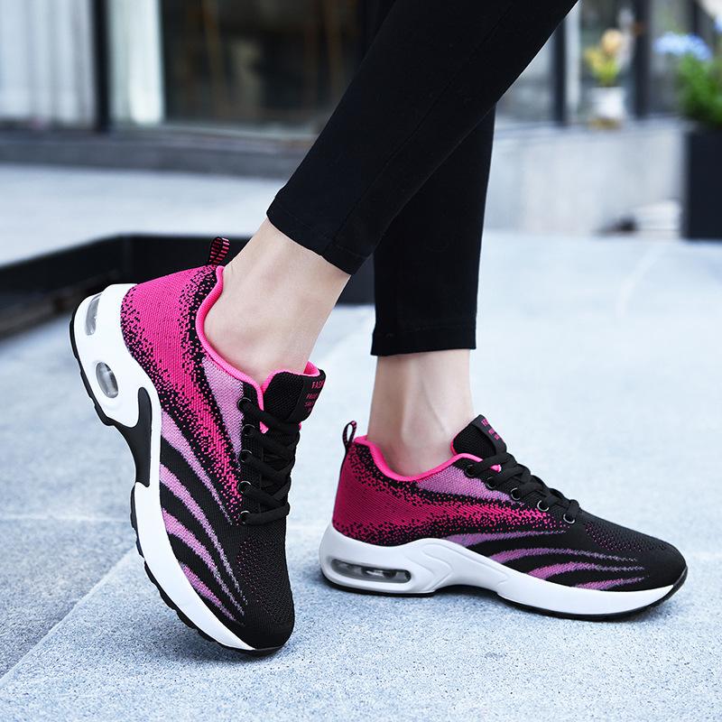 New Women's Shoes Breathable Mesh Ghost Dance Sneakers Student Lightweight Flat Casual Running Shoes