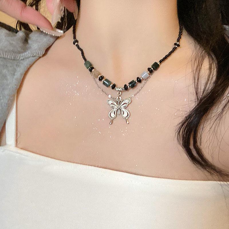 Bohemian Ethnic Style Long Bow Metal Necklace with Vintage Distressed Pendant (2025)