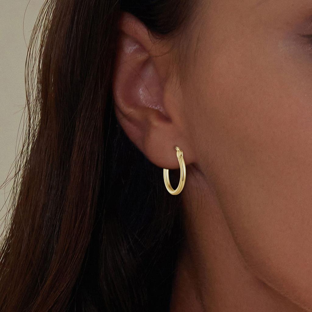 Gold-plated classic hoop earrings, silver clasp earrings, size M