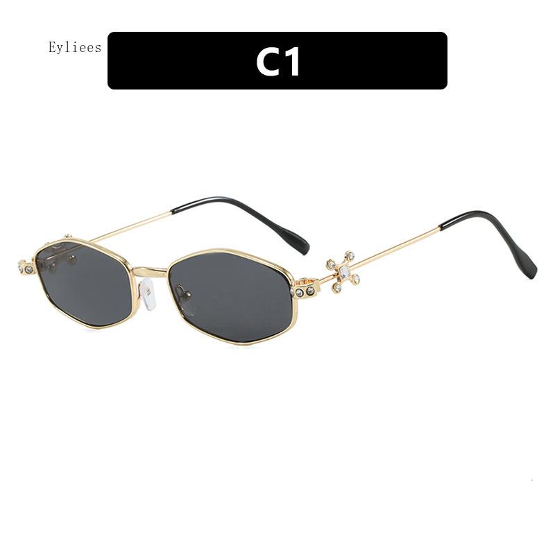 Diamonds Eyeglasses Women Y2K Bling Rhinestone Oval Shades Clear Glasses Frames Metal Silver Fashion Retro Diamond Frame Eyewear