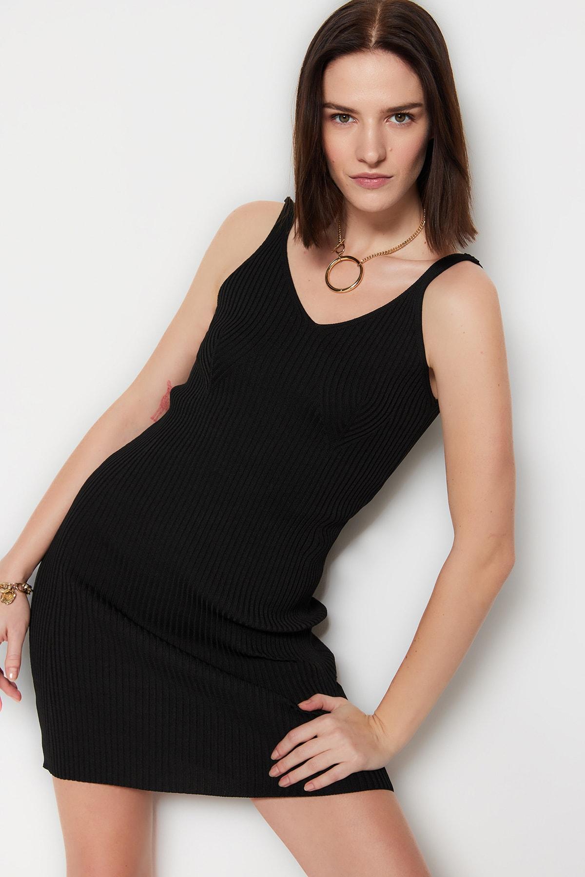 

Dress - Black - Bodycon