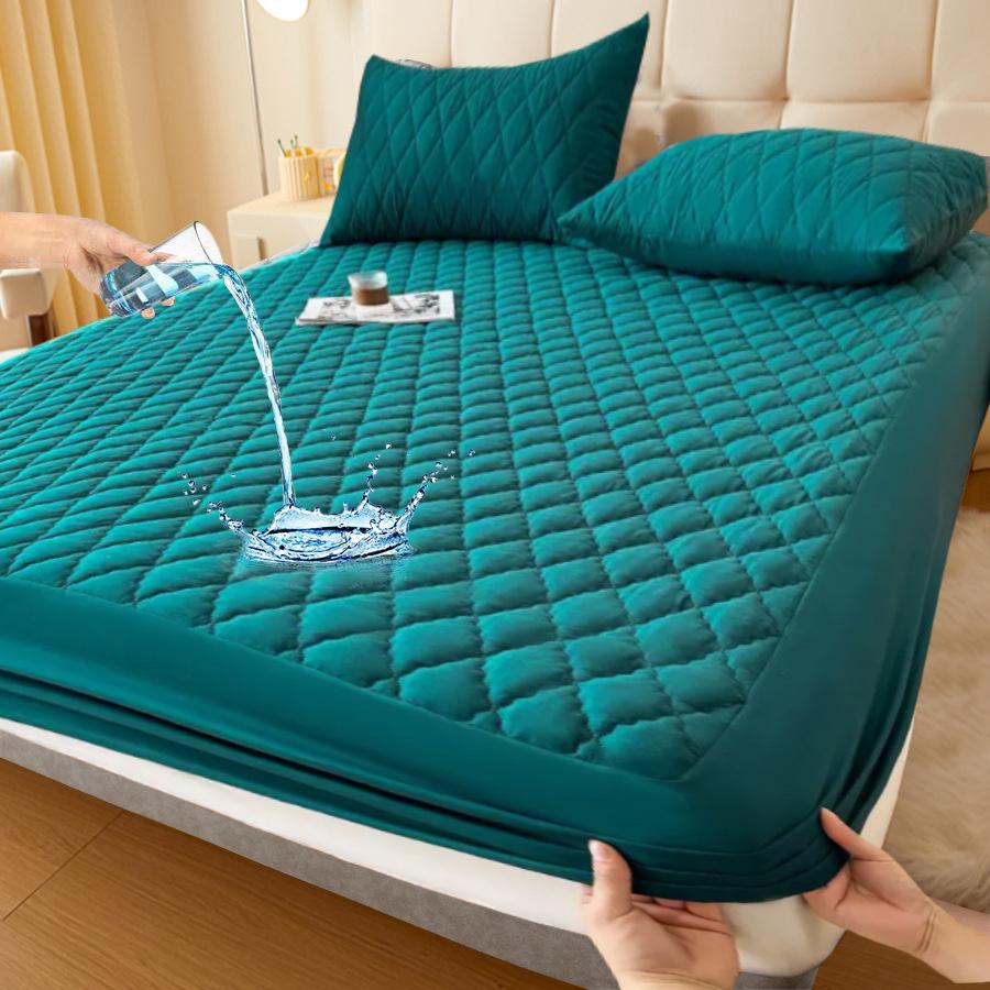 Waterproof Fitted Sheet Incontinence Mattress Protector - Global Edition