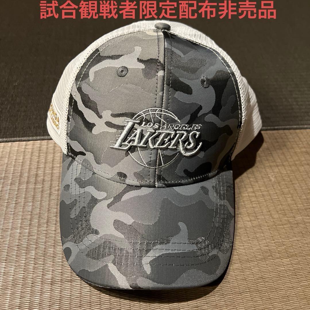 Used Not for sale!! Los Angeles Lakers mesh cap camouflage pattern