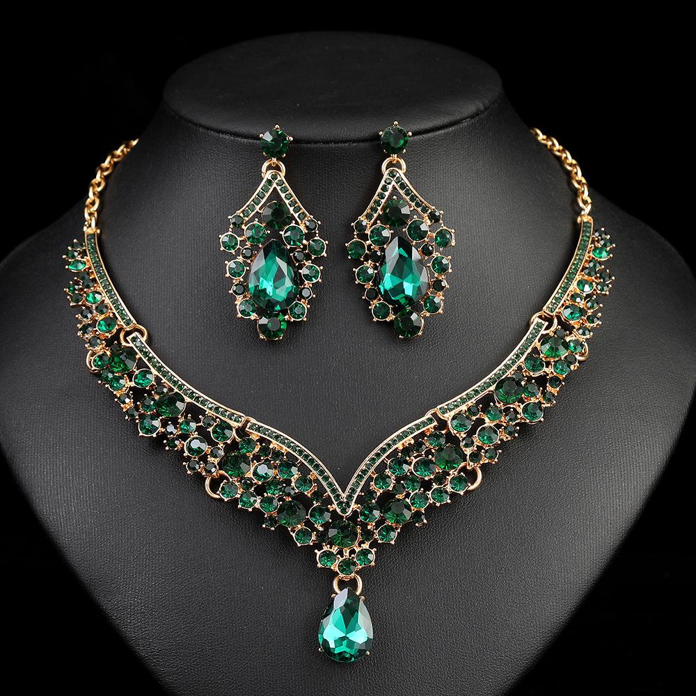 Vintage Jewelry Exaggerated Necklace Set Luxury Crystal Jewelry Banquet Dress Accessories