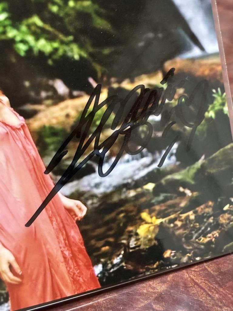 [USED] Airi Kijima autographed photo limited edition