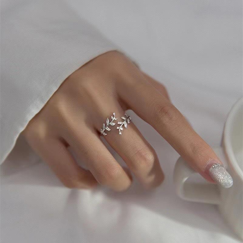 S925 Sterling Silver Rhinestone Wheat Ear Leaf Ring for Women – European & American High-Fashion Adjustable белого золота