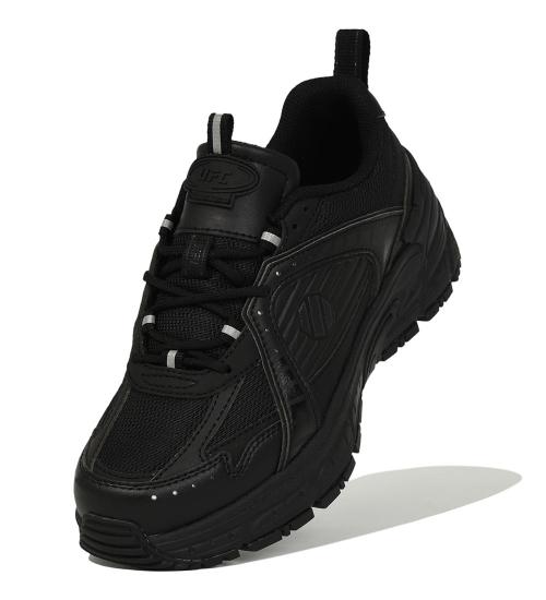 [UFC Sports] Striker V1 Sneaker Schwarz U4FWV1301BK [Versand aus Korea] 100% Original