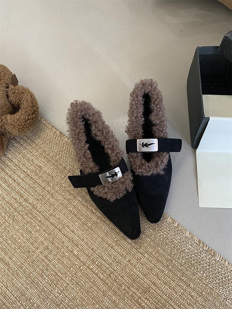Korean version of pointed suede metal buckle with Mary Jane shoes women's autumn and winter fluffy light mouth single shoes