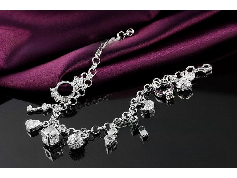 Bracelet Tendance 13 Breloques Plaqué Argent - Bijoux Coréens