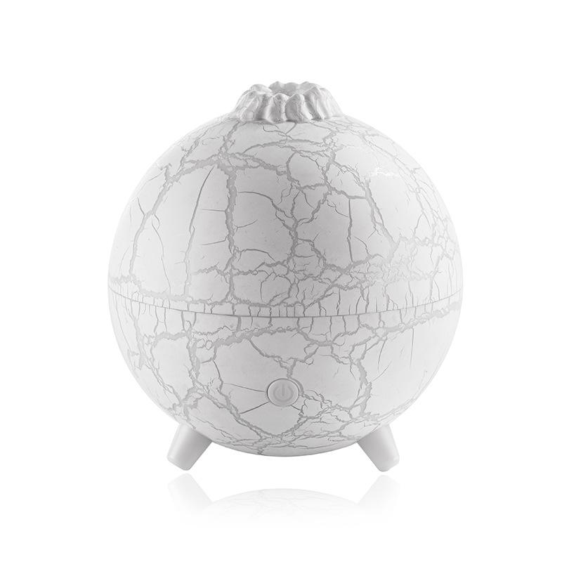 Colorful Flame Aroma Diffuser: Planet Design, Humidifier & Essential Oil Desktop Plug-In