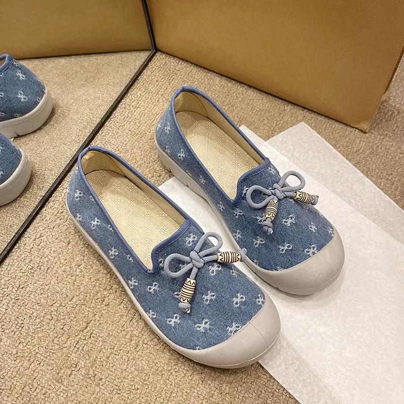 

Stylish Flat Slip On Women s Shoes Korean Aesthetic Original New Arrival 2025 Designer Luxury Y2k Fashion Ladies Footwear Sale 40