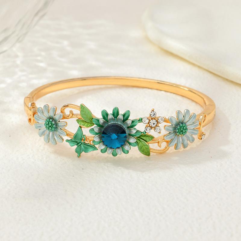 New Original Decorative Enamel Glaze High-quality Daisy Buds High-end Flowers Light Luxury Bracelet