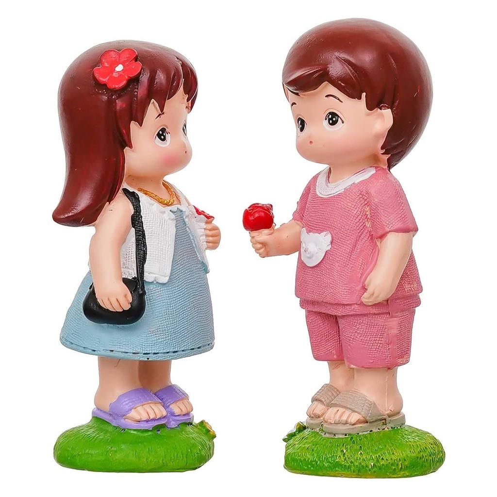 Boy Giving Rose To Girl Cute Couple Showpiece | Valentine Gift for Girlfriend Boyfriend Husband Wife Special Love Her Him