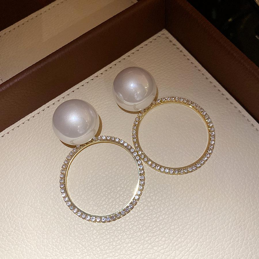 Silver Needle Diamond Pearl Round Pendant Earrings European and American Personality Design Earrings Light Luxury Premium Earrings