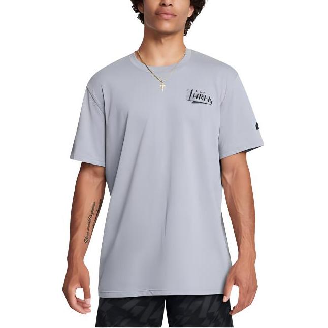 Under Armour Curry Verbiage Graphic Print Crew Neck T-Shirt Men Tops Steel 1387110-035