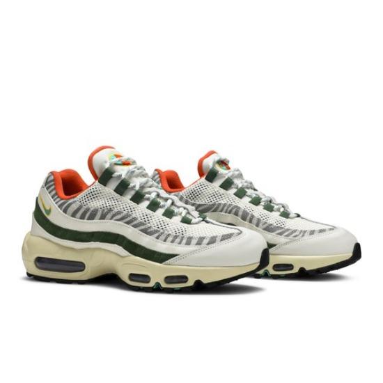 

Nike Air Max 95 CZ9723-100 Unisex EU 39 лес зеленый/зелёный