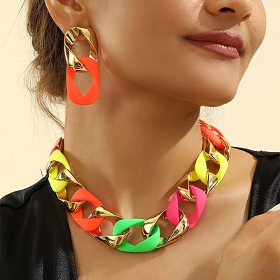 Kadın Seti İçin Moda Takı