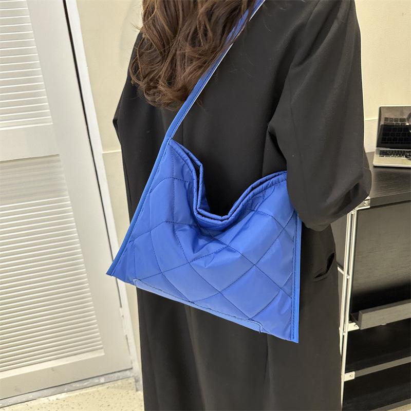 Autumn New Fashionable Shoulder Bag Korean Version Large Capacity Underarm Bag Niche Tote Bag Fashionable Handbag for Women