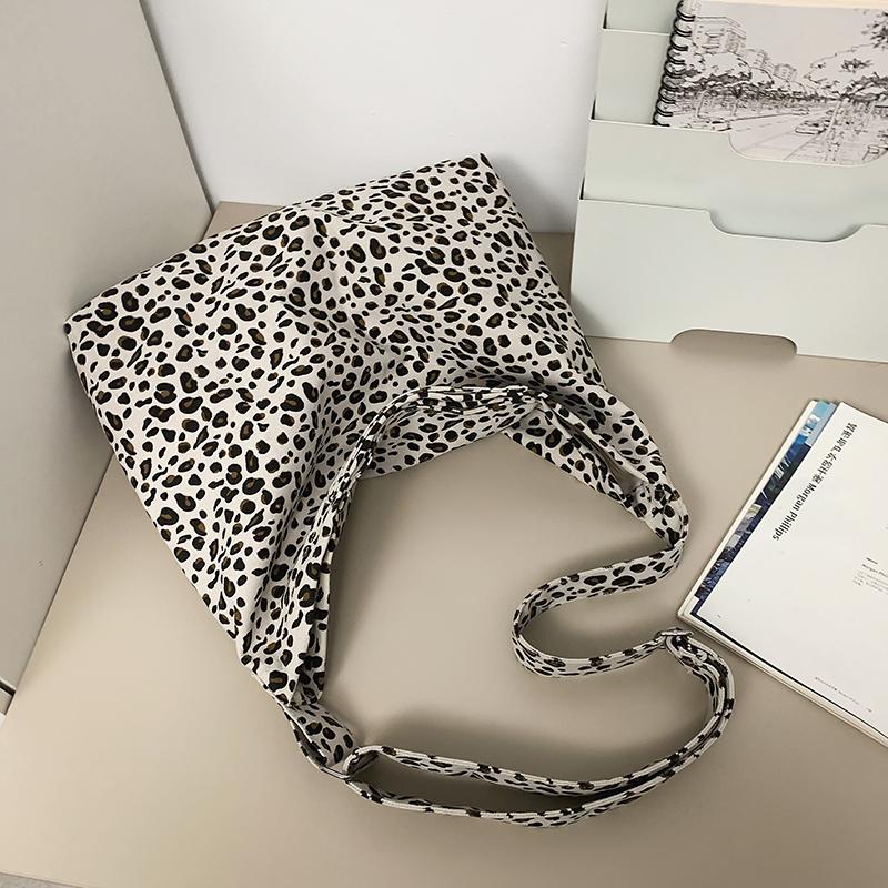 Leopard Print Canvas Shoulder Bag Women Crossbody Bag Large Capacity Tote Bag