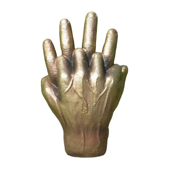 

Holding Hands Statue Artistic Resin Sculpture Palm Gesture Design Ornament Metallic Texture Indoor Outdoor Decor коричневий