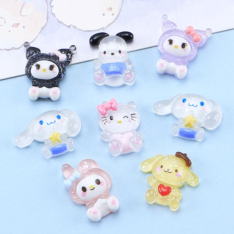 Ice-Clear Mini Animal Resin Accessories: DIY Phone Case & Fridge Magnets