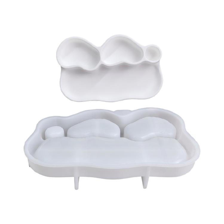 

Elegant Heart Shape Silicone Tray Mold Home Deck Molds Perfect for Creating Beautiful Resin Trays and Decorative Dishes 1
