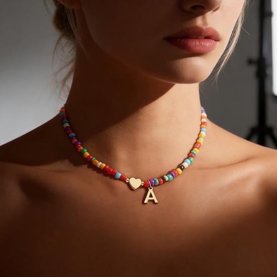 Colier Guler cu Mărgele Femei Colier cu Mărgele Colorate Colier cu Pandantiv cu Inițială Guler cu Inițială în Formă de Inimă Cadou de Ziua de Naștere pentru Fete Soție Prietenă