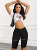 Damen Sommer Schwarze Ripped Jeansshorts mit roher Kante