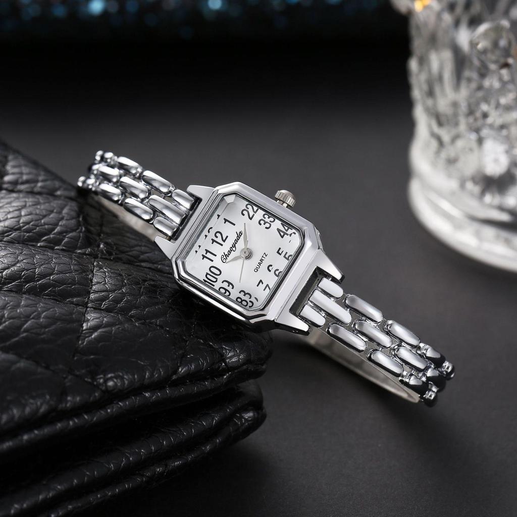 Luxus Damenuhren Golden Mode Lässig Quadratisches Kleines Zifferblatt Damenkleid Quarz Uhr Elegant Mädchen Armbanduhr