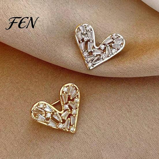 Clothing Decoration Pins Mini Love Heart Brooch Pin, Silver Golden Plated Shape Elegant Lapel Pin Hats Bags Scarves Clothes Decorative Accessory Women