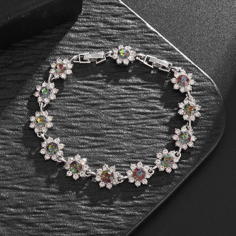 Fashionable and Exquisite Shiny Zircon Sunflower Bracelet Women's Trendy Dinner Party Jewelry Girls Gift