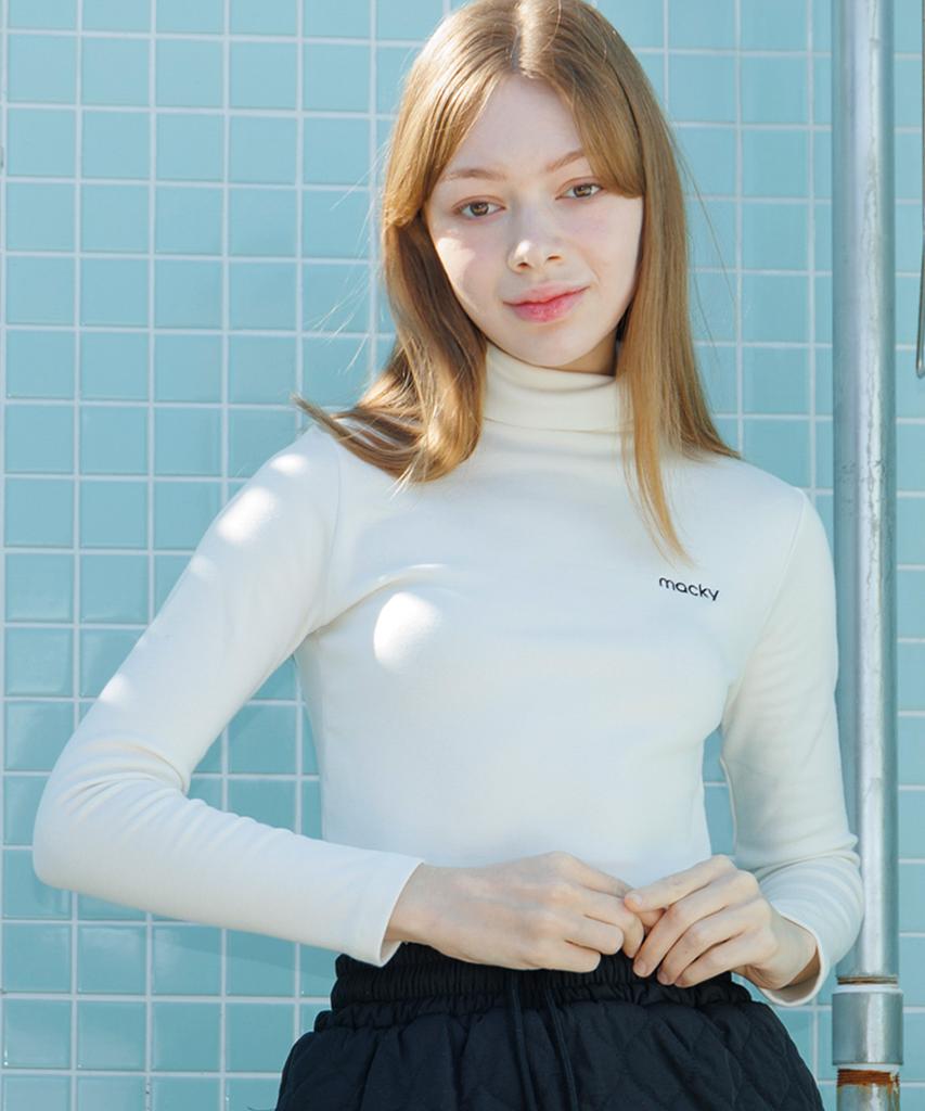 Mackie Long Neck Layer T-Shirt White