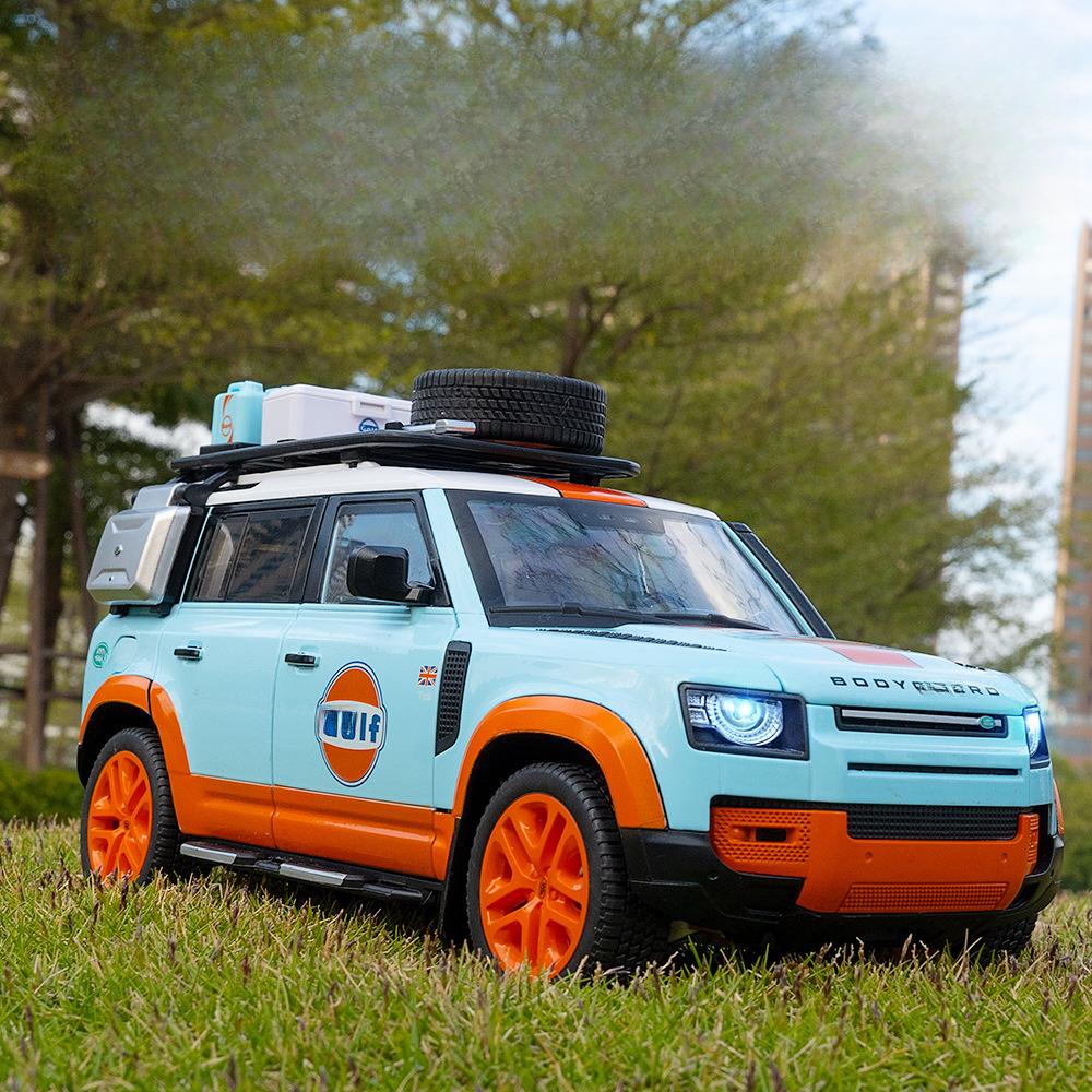 1:18 Defender 110 Camel Cup Bay Edition Alloy Off Road Diecast Model Sound & Light Toy Large Ornament Gifts for Boys