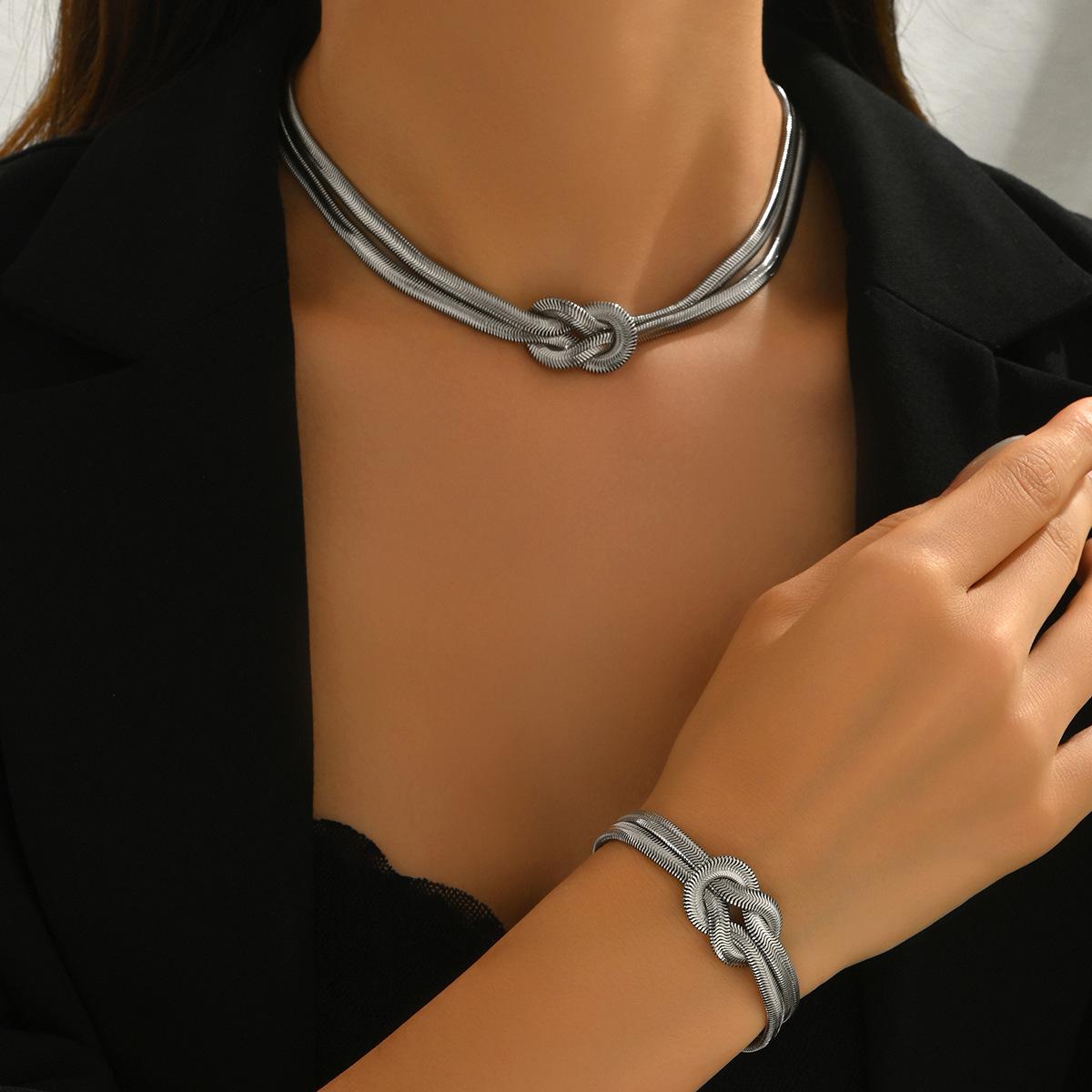 

Модні Ювелірні Вироби Для Жіночого Комплекту срібний