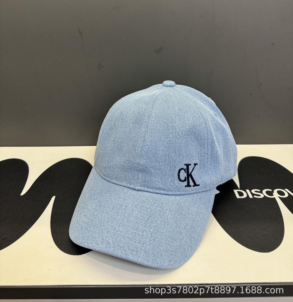 Baseball cap letter embroidered peaked cap sun protection sunshade men's and women's cowboy baseball cap