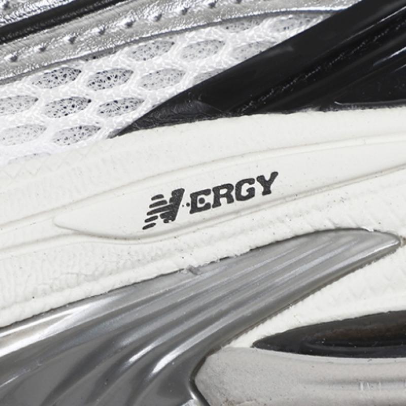 New Balance 1906r Silver Metallic Black