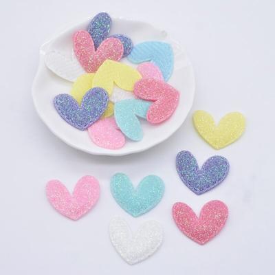 100 st 25*20 mm Bling Hjärta Vadderat Glitter Tyg Applikationer för DIY Huvudbonader Rosett Dekor Tillbehör Hantverk Kläder Sylappar