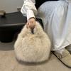 Winter Plush Large Capacity Fashion Personality Fashion Fluffy Foreign Style Fluffy Shoulder Handbag Women