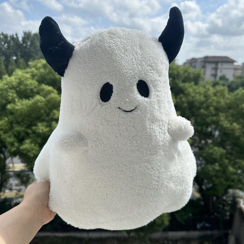 Cute Halloween Ghost Plush Toy Soft Stuffed Ghost Doll with Pink Bow and Black Horn Cartoon Figure Sofa Decor Holiday Gift for Kid and Halloween Party