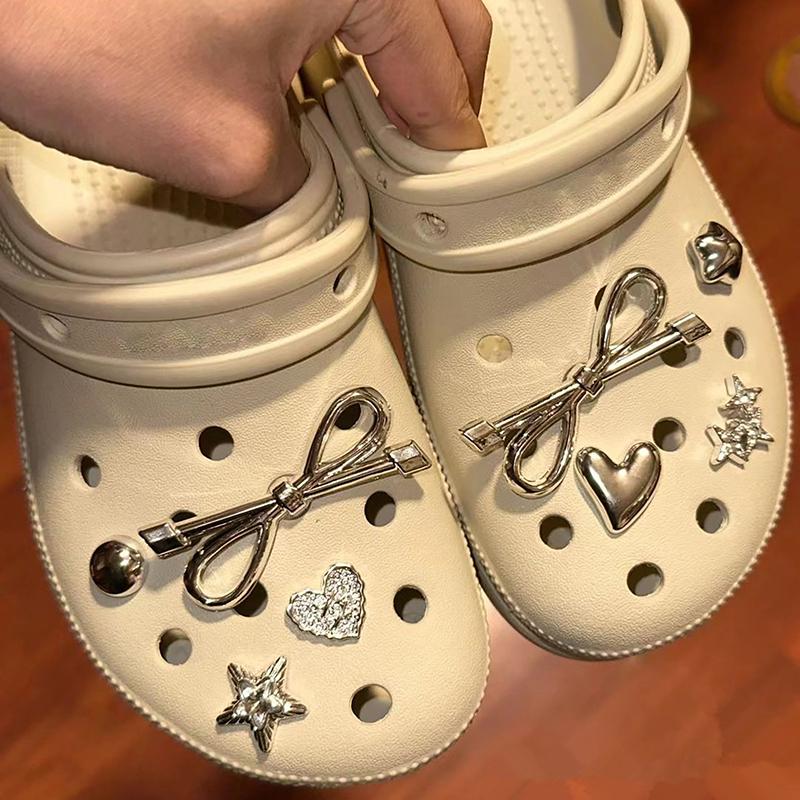 8Pcs/Set Metal Silver Electroplated Bow Button Dot Heart Charms Shoe Buckle Diy Detachable Clogs Sandals Accessories