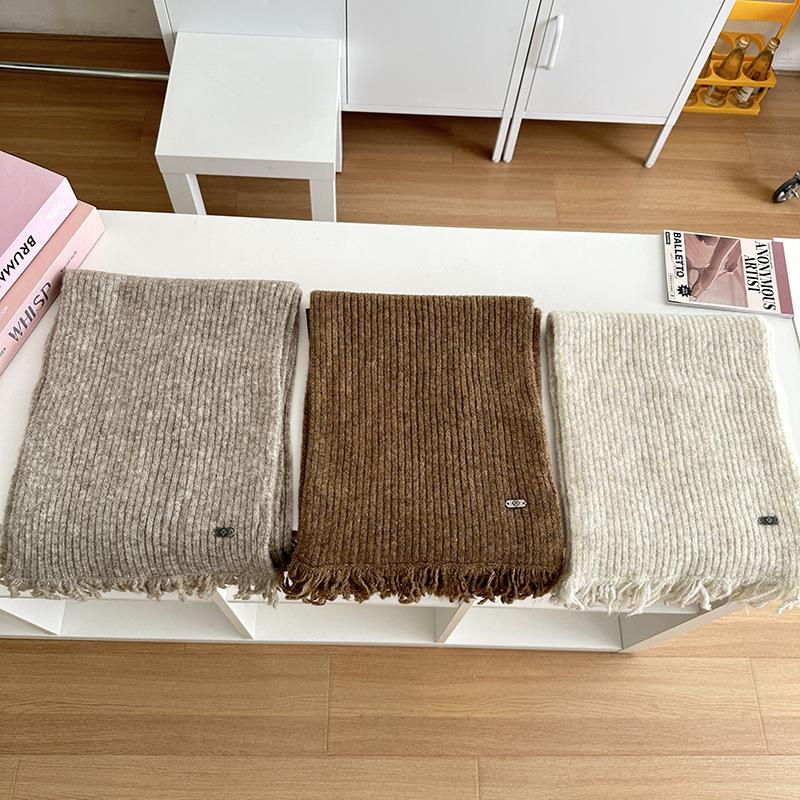 Wool Scarf for Women Knitted Yarn Solid Color Shawl for Couples Fashionable Tassel Scarf for Men