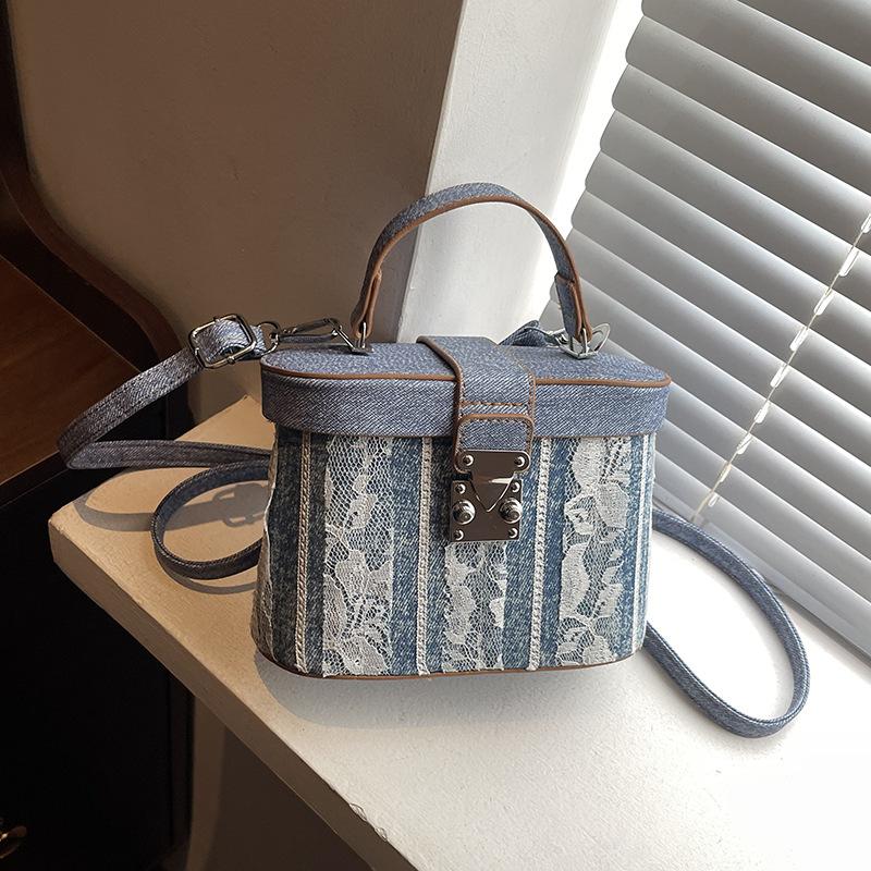 Niche High-end Hand Carry Box Bucket Bag Women's Autumn and Winter New Crossbody Fashion Shoulder Bag