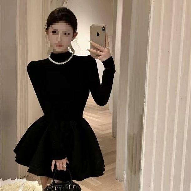 Classic Black Knit Long Sleeve Dress With Flared Skirt For Business And Casual Wear
