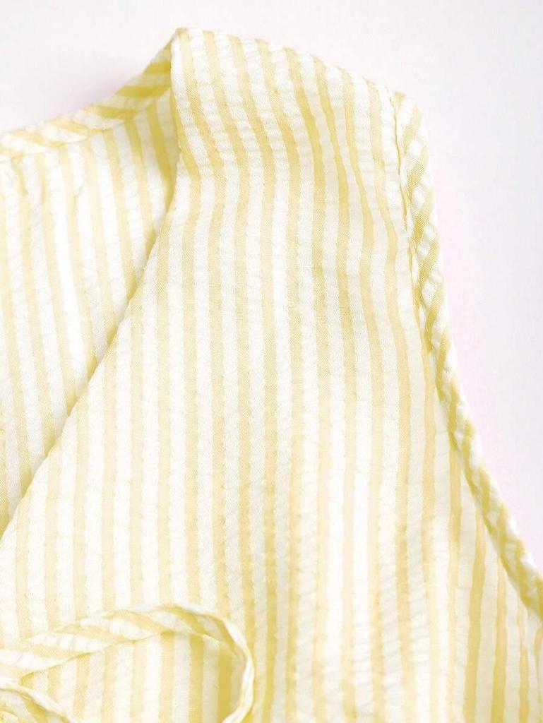 Ensemble décontracté d'été rayé avec gilet à lacets et pantalon ample